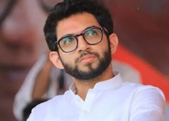 मोठी बातमी! आदित्य ठाकरे यांच्यावर गुन्हा दाखल, कारण जाणून घ्या