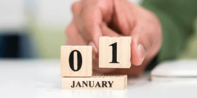 नव्या वर्षात खिशाला झळ? 1 जानेवारीपासून बदलणार हे मोठे नियम