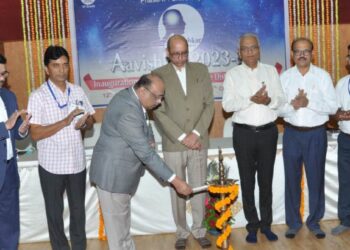 विद्यार्थ्यांनी सातत्याने नाविन्यपूर्ण संशोधन करण्याची गरज ; प्रा. उदय अन्नापुरे