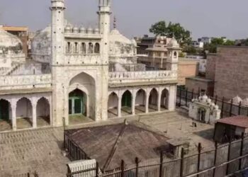 हिंदू पक्षाला मिळाला ज्ञानवापीमध्ये पूजेचा अधिकार ; जिल्हा न्यायालयाने दिली परवानगी