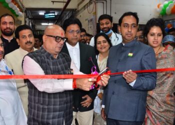विशेष नवजात शिशु काळजी कक्षाचे पालकमंत्र्यांच्या हस्ते लोकार्पण