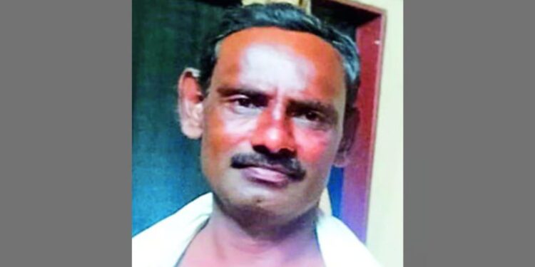 सततची नापिकी, डोक्यावर कर्जाचा बोजा; शेतकऱ्याने उचललं टोकाचं पाऊल