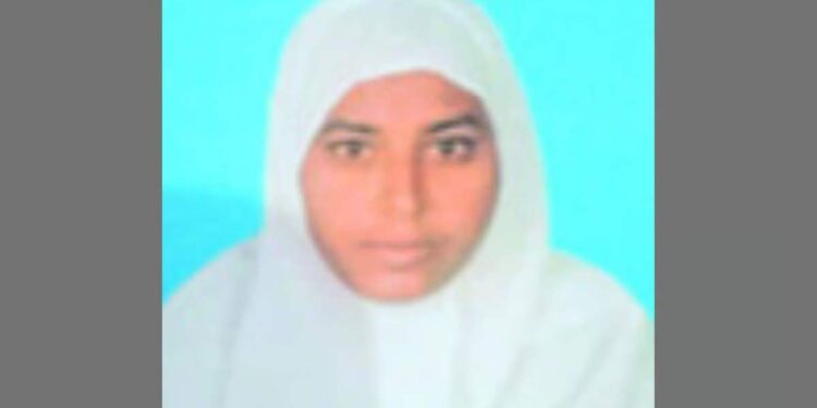 महिलेच्या टोकाच्या निर्णयाने दोन मुले झाली अनाथ ; भादलीतील घटना