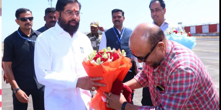 मुख्यमंत्री एकनाथ शिंदेंचं जळगावात आगमन