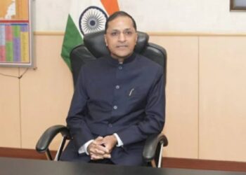 लोकसभा निवडणुकीपूर्वीच निवडणूक आयुक्तांचा राजीनामा