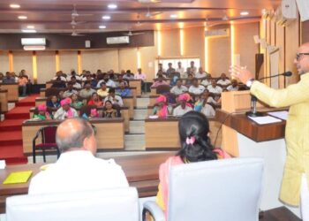 जळगाव जिल्हा परिषदेची कामात आघाडी ; अनेक विभागात कौतुकास्पद काम – पालकमंत्री गुलाबराव पाटील