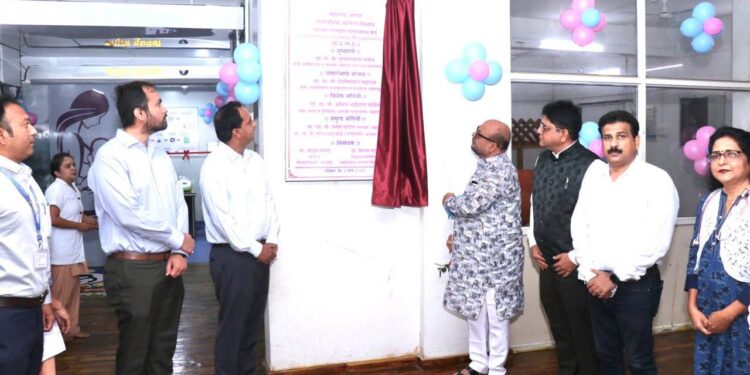 जळगाव जिल्हा रुग्णालयामध्ये ‘मदर मिल्क बँक’ नवजात शिशुंसाठी ठरणार नवसंजीवनी- पालकमंत्री