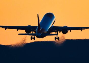 जळगाव विमानतळावरून लवकरच पुण्यासह हैदराबाद, गोव्यासाठी विमानसेवा सुरू होणार