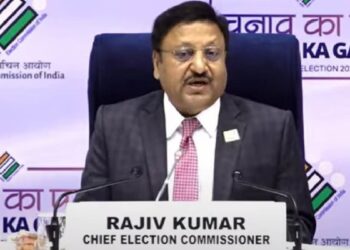 लोकसभा निवडणूक लाईव्ह : पैसे वाटताना कळवल्यास 100 मिनिटात टीम पोहोचणार- मुख्य निवडणूक आयुक्त