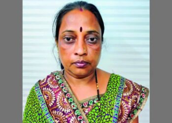 १५ हजाराची लाच स्वीकारताना ग्रामसेविका धुळे ‘एसीबी’च्या जाळ्यात