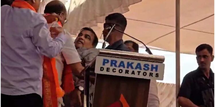 यवतमाळच्या सभेत नितीन गडकरींना भोवळ ; प्रकृती स्थिर