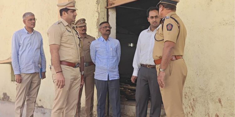 स्ट्रॉंग रूम, मतमोजणी ठिकाणांची पोलीस महानिरीक्षक, जिल्हाधिकाऱ्यांडून पाहणी