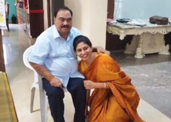 उमेदवारी अर्ज दाखल करण्यापूर्वी रक्षा खडसेंना नाथाभाऊंच्या शुभेच्छा; म्हणाले..