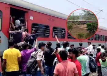 नाशिकमध्ये गोदान एक्स्प्रेसच्या डब्याखालून धूर ; प्रवाशांनी ट्रेनमधून मारल्या उड्या