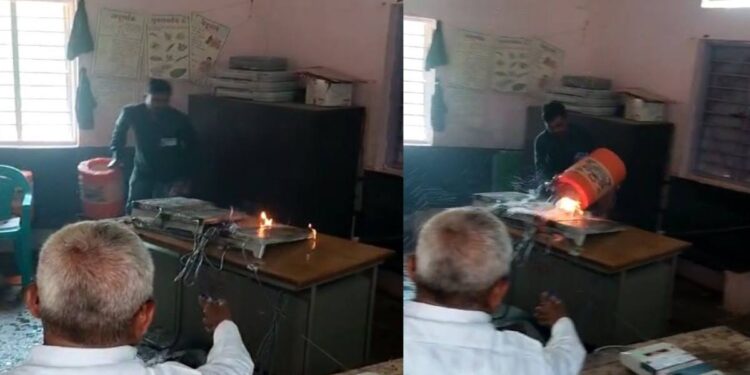 धक्कादायक ! सोलापूर जिल्ह्यात मतदाराने ईव्हीएम पेटविले, कारण जाणून घ्या.