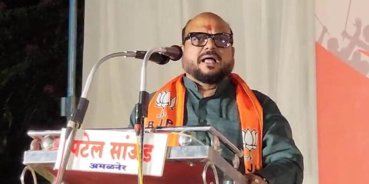 लोकसभेच्या वेळी ‘आय लव्ह यू’..अन् विधानसभेच्या वेळी ‘आय हेट यू’ ; मंत्री गुलाबराव पाटीलांचं विधान चर्चेत