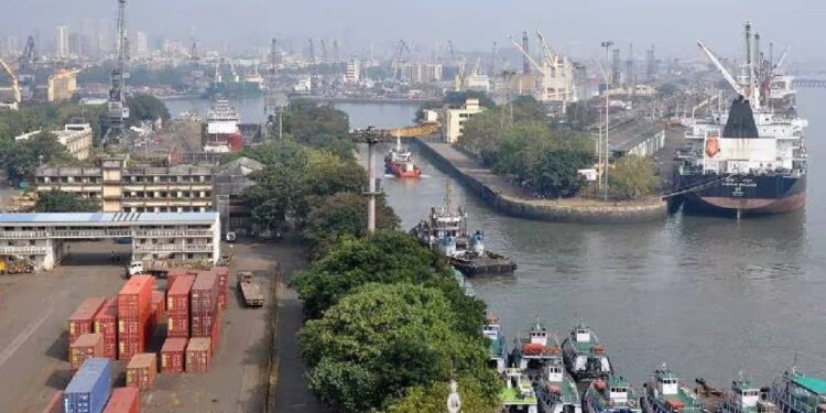 मुंबई पोर्ट ट्रस्टमध्ये नोकरी मिळविण्याची उत्तम संधी ; ताबडतोब करा अर्ज