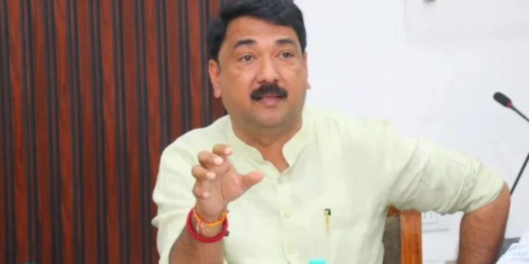 ईव्हीएम यंत्रणा स्ट्राँग रुममध्ये…माजी खासदार उन्मेष पाटीलांचा भाजपावर धक्कादायक आरोप