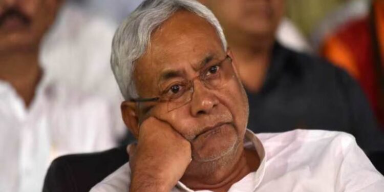 नितीश कुमारांना मोठा झटका ! हायकोर्टाने तो निर्णय केला रद्द, वाचा काय आहेत