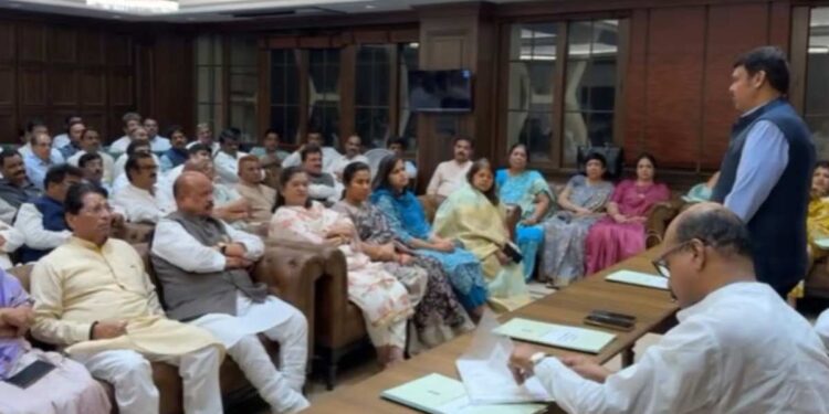 विधानपरिषद निवडणूक: मतांची फुटाफूट टाळण्यासाठी भाजपने घेतली आमदारांची शाळा ; दिल्या या सूचना