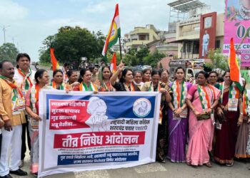 महिला अत्याचाराच्या घटनांमुळे गृह खात्याची अब्रु वेशीवर टांगली; रोहिणी खडसेंचा निशाणा