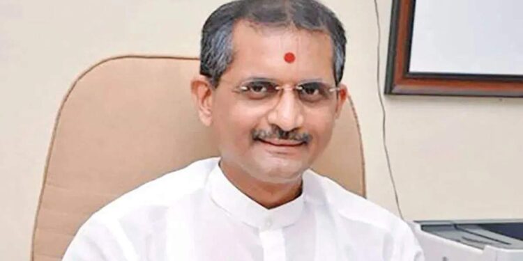 मोठी बातमी! यूपीएससीचे चेअरमन मनोज सोनी यांचा तडकाफडकी राजीनामा