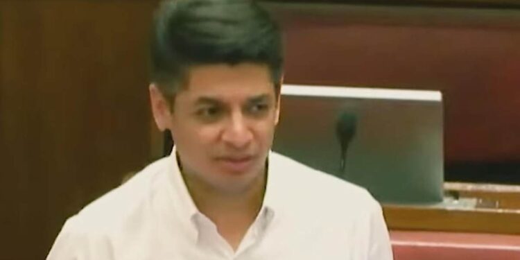 जळगाव क्रीडा संकुलनाबाबत आ. सत्यजीत तांबेंची सरकारकडे विचारणा