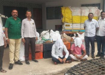 चोपडा-अमळनेर रोडवर बनावट दारूसाठा वाहतूकीवर कारवाई