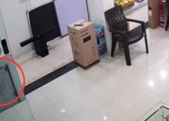 धक्कादायक ! शिवसेना नेत्याच्या पुतण्यावर गोळीबाराचा प्रयत्न, घटनेचा थरार सीसीटीव्हीमध्ये कैद