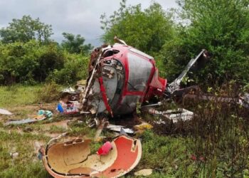 मोठी बातमी! मुंबईहून हैदराबादला जाणारे हेलिकॉप्टर कोसळले