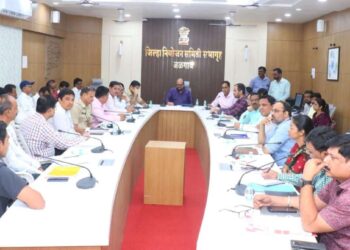 मुख्यमंत्री, उपमुख्यमंत्र्यांच्या जळगावातील कार्यक्रमाच्या पार्श्वभूमीवर पालकमंत्र्यांनी घेतला आढावा, दिले हे निर्देश