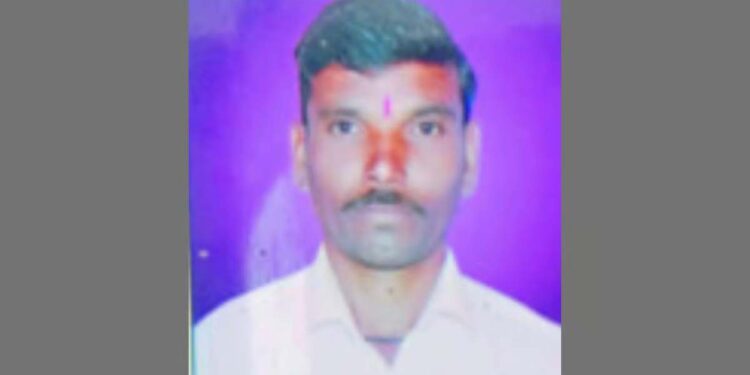 धक्कादायक! सततची नापिकी व कर्जबाजारीपणाला कंटाळून तरुण शेतकऱ्याची आत्महत्या