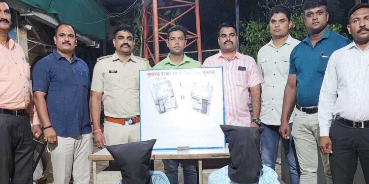 गावठी पिस्तूल, दोन जिवंत काडतूसासह दोघांना अटक