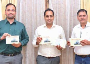 विधानसभा पूर्वपिठीकेचे जिल्हा निवडणूक अधिकारी आयुष प्रसाद यांचे हस्ते झाले प्रकाशन