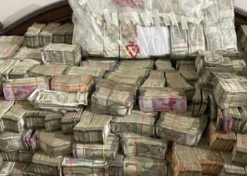 बाबो..! विधानसभा निवडणुकीत पैशांचा महापूर, १५ दिवसात जप्त केले तब्बल इतके कोटी?