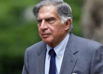 भारताच्या उद्योग क्षेत्रातील बापमाणूस हरपला; रतन टाटा यांचं निधन