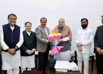 कुणाला मंत्रिपदं, कोण मुख्यमंत्री होणार? अमित शाहांच्या घरी काय चर्चा? काय ठरलं?