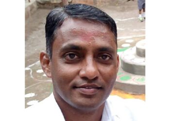 निवडणूक कामाची ड्युटी आटोपून घरी परतणाऱ्या शिक्षकाचा अपघातात मृत्यू