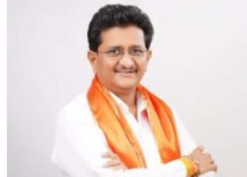 जळगाव शहरात ठाकरे गटाला मोठा धक्का; जिल्हा प्रमुख विष्णू भंगाळे यांचा राजीनामा