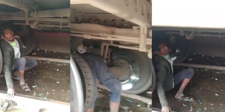 ट्रेनखालील ट्रॉलीवर बसून तरुणाने केला २५० किमी प्रवास: व्हिडिओ पाहून तुम्हीही व्हाल हैराण