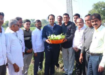 .. तर कृषि क्षेत्रात रोजगाराच्या भरीव संधी उपलब्ध होतील – जिल्हाधिकारी आयुष प्रसाद