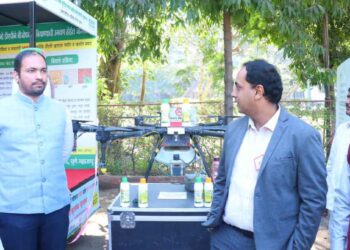 “इफको”कडून जनजागृती मोहिम, कृषीच्या नव्या तंत्रज्ञानाचं ड्रोन उडान