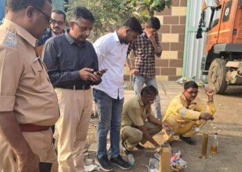 धुळ्यात स्थानिक गुन्हे शाखेची मोठी कारवाई; बनावट पावतींसह बायोडिझेल वाहतुकीचे टँकर जप्त