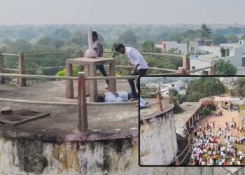 संतोष देशमुख हत्याप्रकरणी मस्साजोगचे ग्रामस्थ आक्रमक; धनंजय देशमुखांचे पाण्याच्या टाकीवर चढून आंदोलन