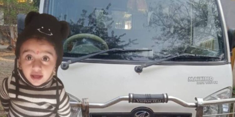 भरधाव चारचाकीच्या धडकेत चिमुकली ठार ; चोपडा तालुक्यातील घटना