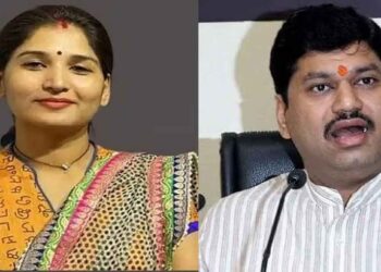 धनंजय मुंडेंचा पाय आणखी खोलात; करुणा शर्मांना दरमहा ‘एवढी’ रक्कम पोटगीपोटी देण्याचे कोर्टाचे निर्देश