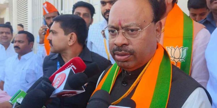 नेत्यांच्या निवडणुका संपलेल्या, आता 13 हजार कार्यकर्त्यांची निवडणूक