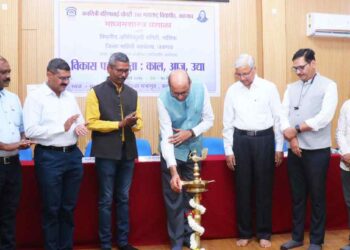 नि:पक्ष, वस्तुनिष्ठ व पारदर्शी पत्रकारिता हा लोकशाहीचा गाभा – कुलगुरू प्रा.व्ही. एल माहेश्वरी