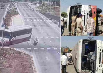 दुचाकीला वाचवण्याच्या नादात प्रवाशांनी भरलेली बस पलटली ; घटनेचा व्हिडिओ व्हायरल