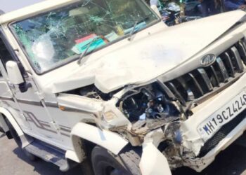 भरधाव पिकअपची दुचाकीला धडक ; दोघांचा जागीच मृत्यू, एक गंभीर जखमी